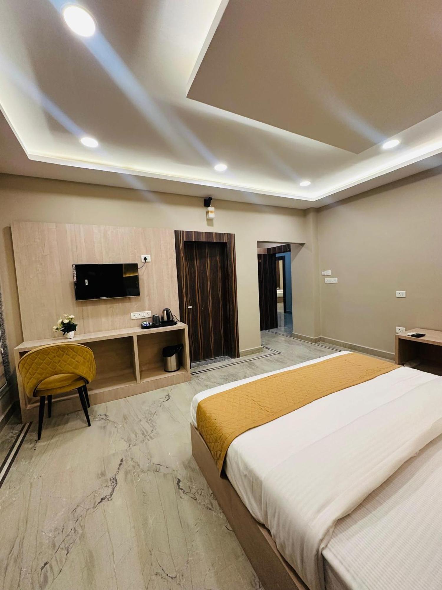 Hotel The Grand Agastya Kaohni Eksteriør billede